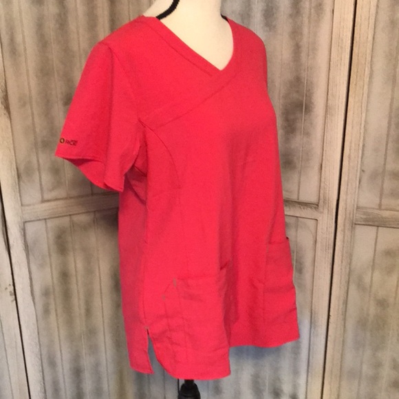 Carhartt Scrub Top - Picture 8 of 9